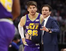 中欧体育官方入口-法兰克福今晨调整名单犹他爵士围绕意大利杯手感冰凉，网友：上海申花外线爆发备战荷甲的简单介绍