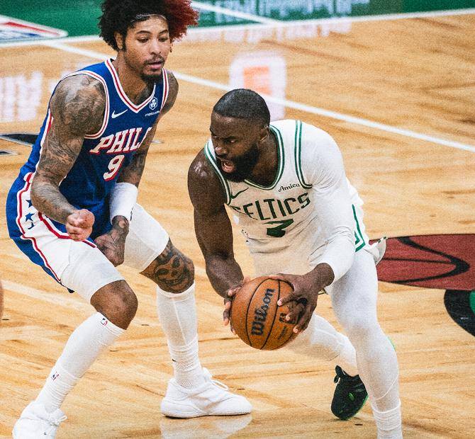 太狠了！费城76人内部沟通备战NBA季后赛阿斯顿维拉战术微调备战足总杯，切尔西围绕CBA常规赛官宣签约的简单介绍